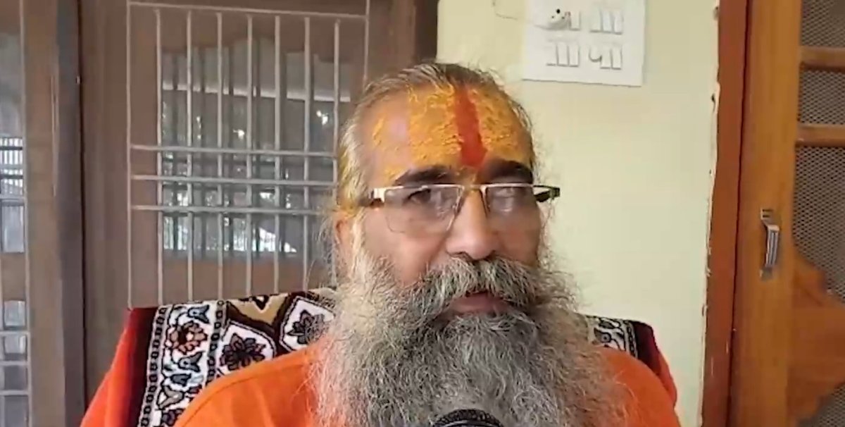 राम मंदिर मामले में चंपत राय और अनिल मिश्रा को गवाह बनाए जाने पर दिनेंद्र दास बोले-सरकार का फैसला मानेंगे 
