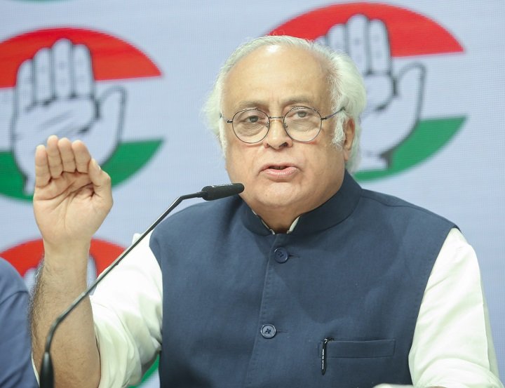 'संविधान की भावना के खिलाफ अलग UCC' — महाराष्ट्र विवाद पर का तीखा प्रहार