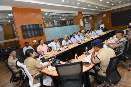 ईमेल धमकियों पर चंडीगढ़ पुलिस सख्त; स्कूलों, अस्पतालों और स्टेकहोल्डर्स के साथ अहम बैठक