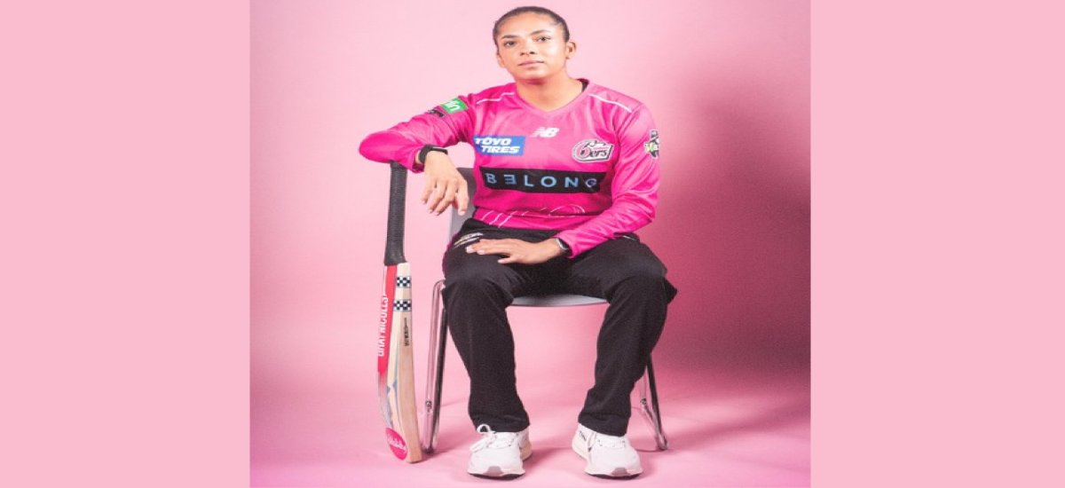 विमेंस बिग बैश लीग: सिडनी सिक्सर्स ने सोफिया डंकले के साथ एक साल का करार किया