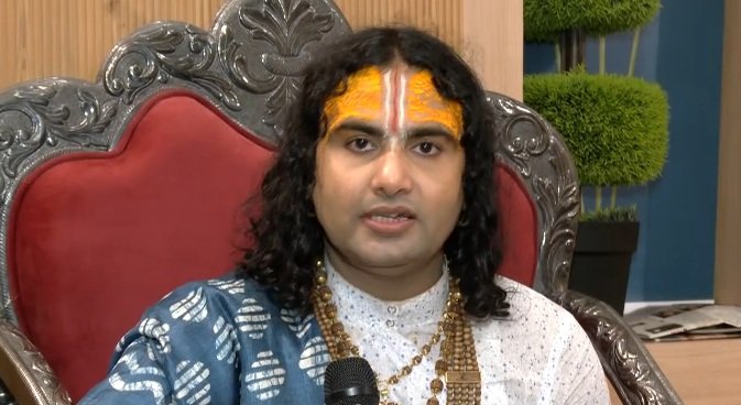 'जो चरित्रवान नहीं, वो क्या समझेगा' ; स्वरा भास्कर के जौहर सीन वाले बयान पर भड़के अनिरुद्धाचार्य