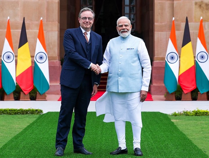 प्रधानमंत्री मोदी से मिले बेल्जियम के पीएम वेवर, हैदराबाद हाउस में अहम बैठक 