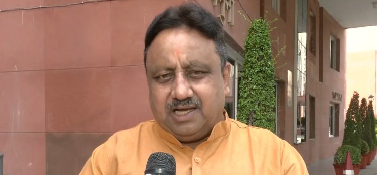 सीएम रेखा गुप्ता का फैसला का स्वागतयोग्य, अवैध और जर्जर इमारतों के खिलाफ हो सख्त कार्रवाई : प्रवीण खंडेलवाल   
