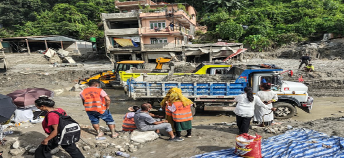 नेपाल बाढ़: मृतकों की संख्या ग्यारह सौ के पार, सर्च ऑपरेशन जारी
