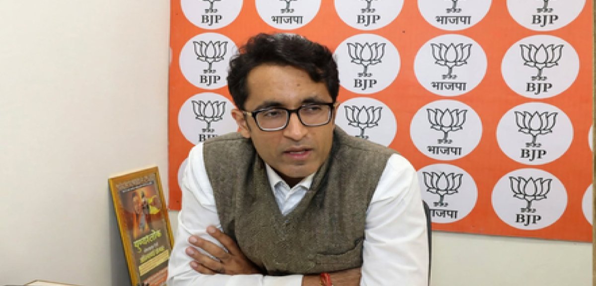 जीडीपी ग्रोथ 7.8 फीसदी पर पहुंचते ही सियासत तेज, भाजपा बोली- राहुल गांधी मांगें माफी