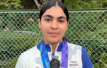 Asian Games 2026 Shooting: शूटिंग में भारत का स्वर्णिम पंच; 10 मीटर एयर पिस्टल मिक्स्ड में सुरुचि-कमलजीत ने जीता गोल्ड