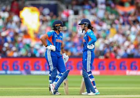 स्मृति मंधाना के पास इतिहास रचने का 'गोल्डन चांस'; महिला T20I में दुनिया की नंबर-1 बैटर बनने से सिर्फ 78 रन दूर, टूटेगा सूजी बेट्स का वर्ल्ड रिकॉर्ड