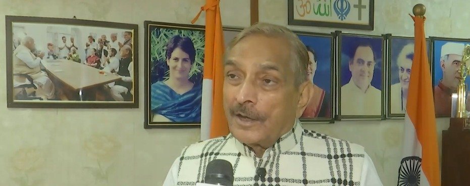 वंदे मातरम पर प्रमोद तिवारी का भाजपा को जवाब, कहा-कांग्रेस ने इसी गीत के साथ लड़ी आजादी की लड़ाई