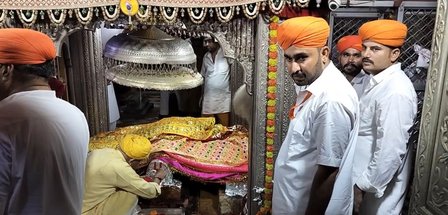जैसलमेर के रामदेवरा में लोकदेवता बाबा रामदेवजी के 642वें अंतरप्रांतीय मेले का विधिवत शुभारंभ 