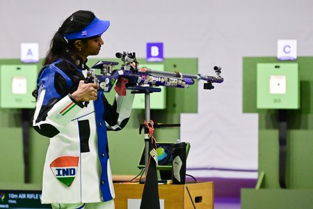 10 मीटर एयर राइफल मिक्स्ड टीम इवेंट में मेडल से चूका भारत; चौथे स्थान पर रहकर पोडियम से बाहर हुई इलावेनिल-पार्थ की जोड़ी 