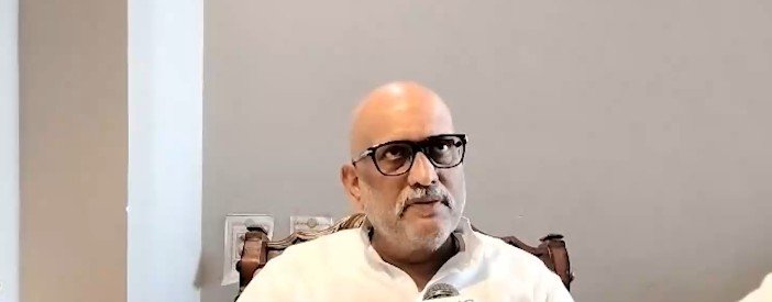 अजय राय का भाजपा पर तंज, बोले-विकास और रोजगार में नाकाम सरकार लोगों को मुद्दों में उलझा रही