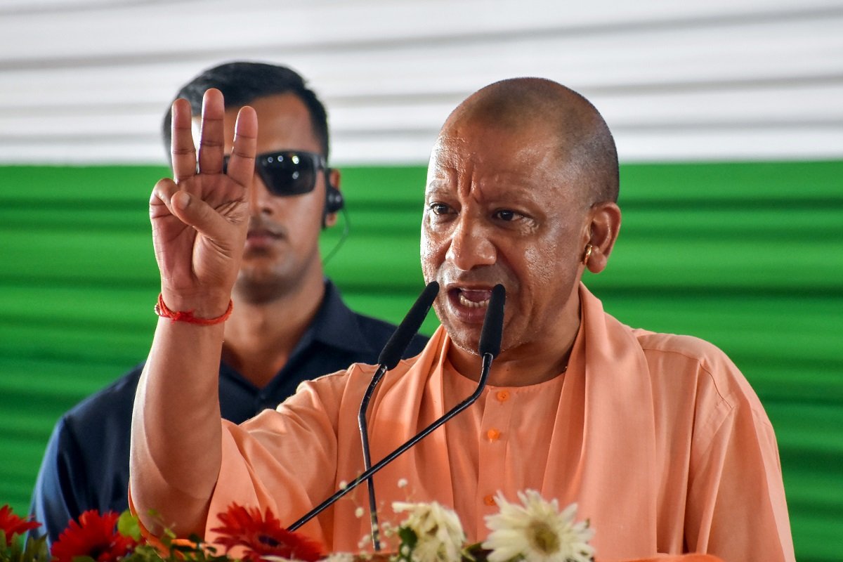 यूपी में कल से एक लाख सरकारी नौकरियों का महाअभियान, चुनाव से पहले युवाओं को साधने की कोशिश