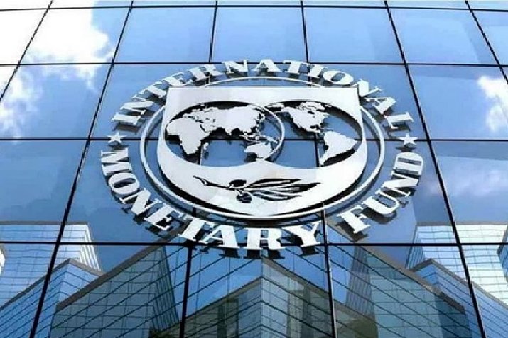 आर्टिफिशियल इंटेलिजेंस से 3.8% तक बढ़ सकती है लेबर प्रोडक्टिविटी: IMF