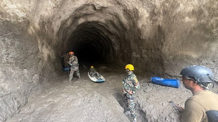 नेपाल आपदा: अब तक 166 भारतीयों का रेस्क्यू, कैलाश मानसरोवर यात्रा पर गए 410 भारतीय चीन से लौटे