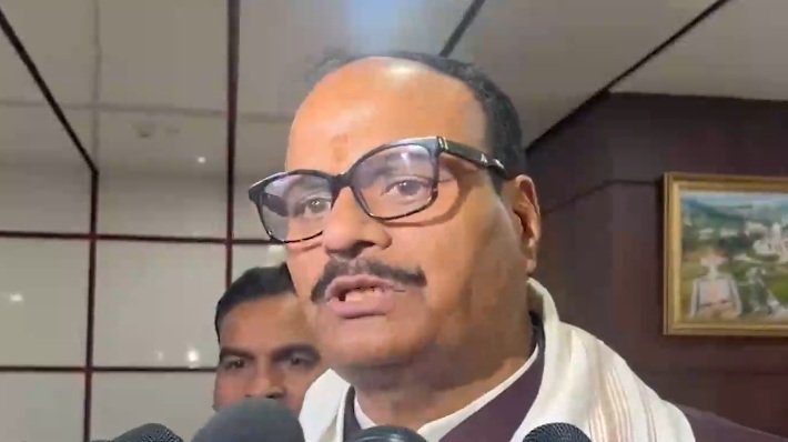 डिप्टी सीएम ब्रजेश पाठक ने सपा पर साधा निशाना, कहा- सपा-कांग्रेस रास्ते से भटके 
