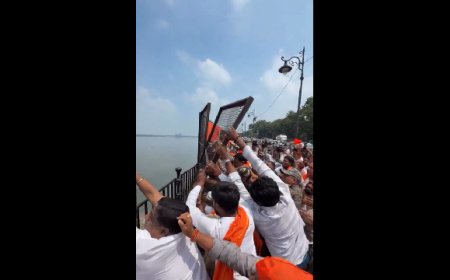 गणेश विसर्जन में बैरिकेड्स तोड़कर नदियों में मूर्तियां डुबोई, प्रदूषण की चिंता के बीच भी नहीं थमा सिलसिला