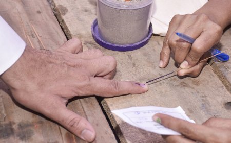 राजस्थान के 162 शहरी स्थानीय निकायों में मतदान केंद्रों पर कड़ी सुरक्षा के बीच मतदान शुरू