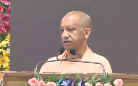 जीरो कमीशन पर चलेगी भारत टैक्सी, चालक को पांच लाख की सामाजिक सुरक्षा : सीएम योगी