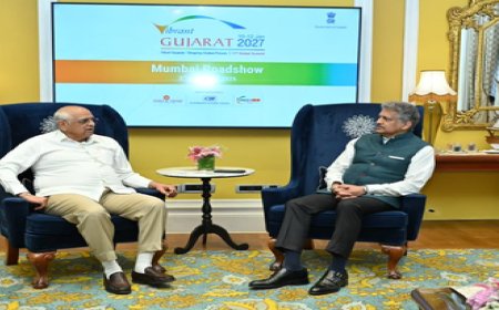 वाइब्रेंट गुजरात ग्लोबल समिट 2027 के मुंबई रोड शो में दिग्गज उद्योगपतियों से मिले मुख्यमंत्री भूपेंद्र पटेल