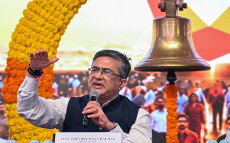 भारतीय शेयर बाजार में एनएसई की सुस्त शुरुआत, 0.84 प्रतिशत के प्रीमियम के साथ हुआ लिस्ट