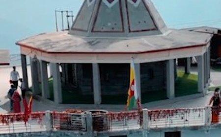 टिहरी की पहाड़ियों में बसा है मां चंद्रबदनी का दिव्य धाम, यहां पूरी होती है हर मनोकामना