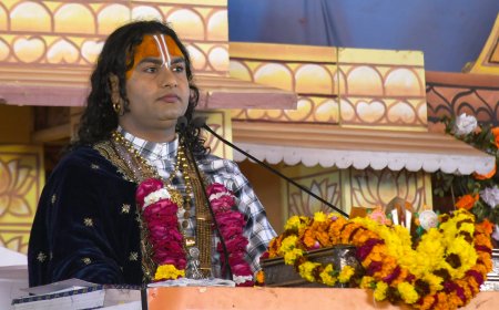 सिर्फ पूजा ही नहीं, राम मंदिर से हो समाज सेवा; सीईओ से ईमानदारी की उम्मीद : अनिरुद्धाचार्य
