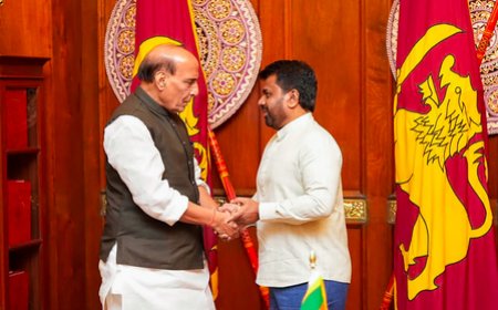 रक्षा मंत्री राजनाथ सिंह ने श्रीलंका के राष्ट्रपति से की द्विपक्षीय मुलाकात; पीएम मोदी की ओर से दीं शुभकामनाएं, सुरक्षा और समुद्री सहयोग पर चर्चा