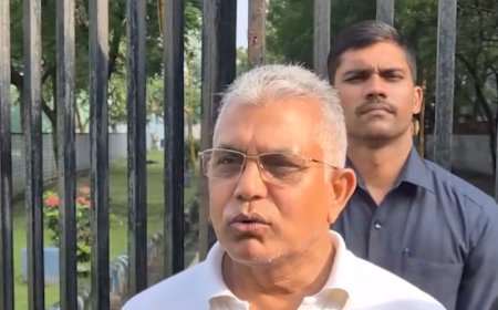 कांग्रेस ने बंगाल में जिंदा होने का सबूत देने के लिए दर्ज कराई धीरेंद्र शास्त्री पर एफआईआर : दिलीप घोष