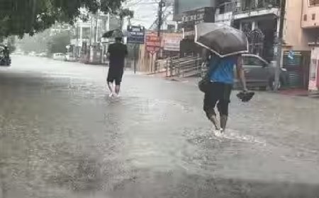 उत्तर प्रदेश में भारी बारिश का कहर: 10 लोगों की मौत, 117 मकान क्षतिग्रस्त