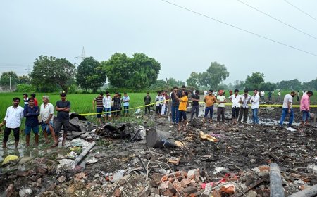 कौशांबी पटाखा फैक्ट्री विस्फोट मामला: 11 मौतों के बाद सात पुलिसकर्मी निलंबित, मुख्य आरोपी नौशाद मुठभेड़ में गिरफ्तार