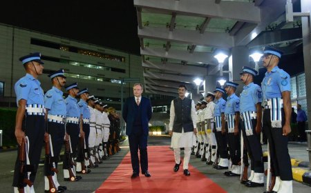 बेल्जियम के प्रधानमंत्री बार्ट डी वेवर भारत पहुंचे, पीएम मोदी से करेंगे बातचीत