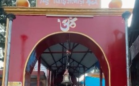 अल्मोड़ा का चमत्कारी मंदिर, जहां हजारों घंटियां और चिट्ठियों से सजी हैं दीवारें