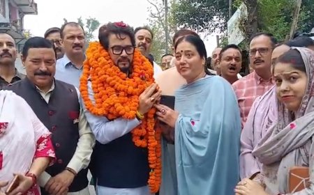 राहुल गांधी और विपक्ष के कुछ नेता देश को भ्रमित करना चाहते हैं: अनुराग ठाकुर