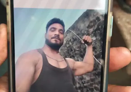 मेरठ में लापता युवक का शव नाले में मिलने से मचा हड़कंप, हत्या की आशंका, जांच में जुटी पुलिस 