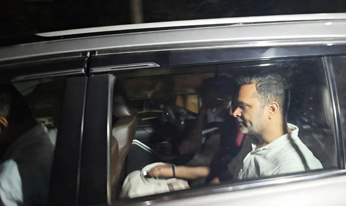 Delhi News update: किंग्सवे कैंप से राहुल-प्रियंका रिहा, हिरासत में थे कांग्रेस के कई नेता 