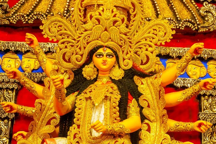 दुर्गा सप्तशती के शक्तिशाली मंत्र और उनका महत्व, यहां समझें पाठ के संपूर्ण नियम और सावधानियां