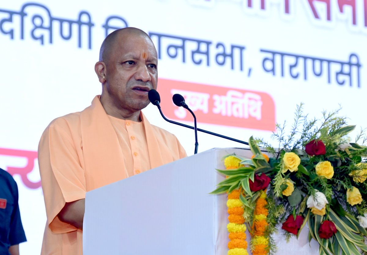 सीएम योगी का अखिलेश यादव पर तंज, कहा- परिवार को ही प्रदेश मानने वालों की दुर्गति तय