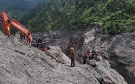 नेपाल बाढ़: पीएम कार्यालय ने खोज और बचाव अभियान को बंद करने का लिया फैसला