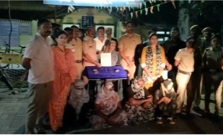 महाराष्ट्र: पुलिस ने चार शातिर महिला चोरों को किया गिरफ्तार, बस में बुजुर्ग से लूटे गए गहने और पैसे किए बरामद
