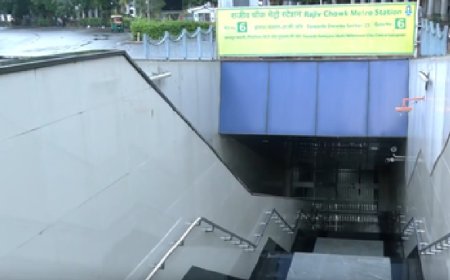 दिल्ली में विपक्ष का सुप्रीम कोर्ट मार्च: 6 मेट्रो स्टेशन बंद, ट्रैफिक डायवर्ट