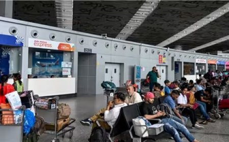 कोलकाता एयरपोर्ट पर बम की धमकी: महिला टॉयलेट में टिशू पेपर पर मिला नोट